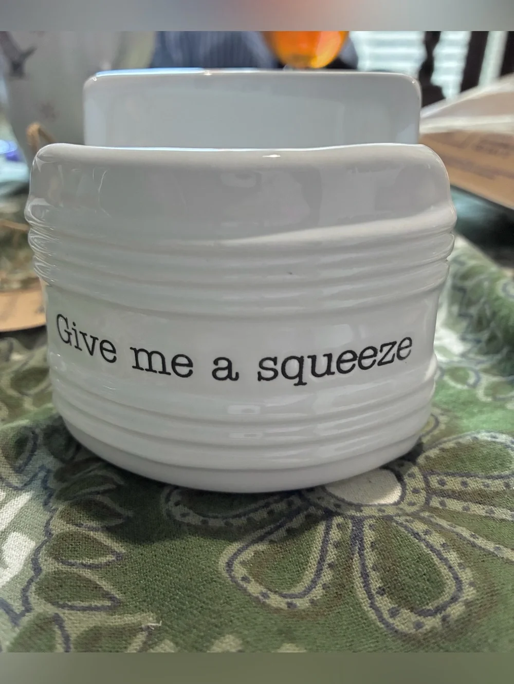 Mudpie “Give Me A Squeeze” Sponge Holder. NWT Dilliards. White w/Black Letters.